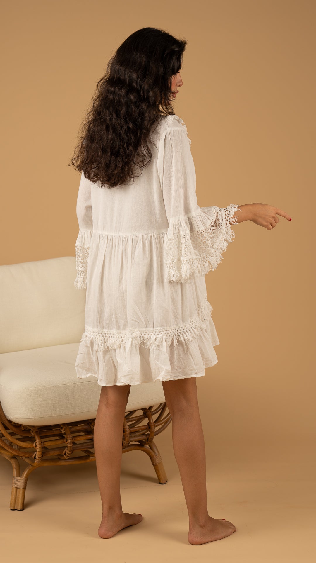 White Summer dress نفنوف / V long sleeve