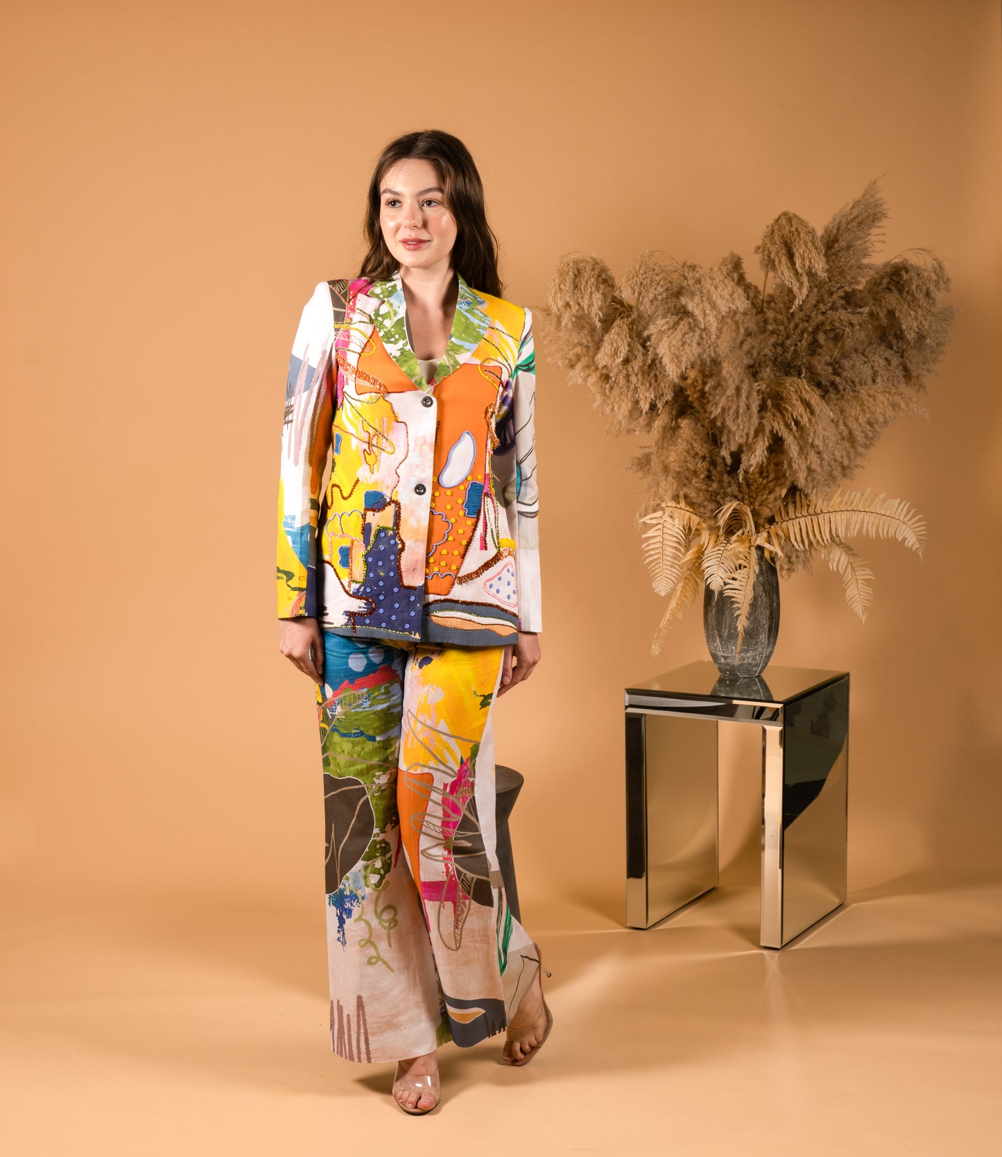 Doodle Embroidered Blazer (SET) جاكيت