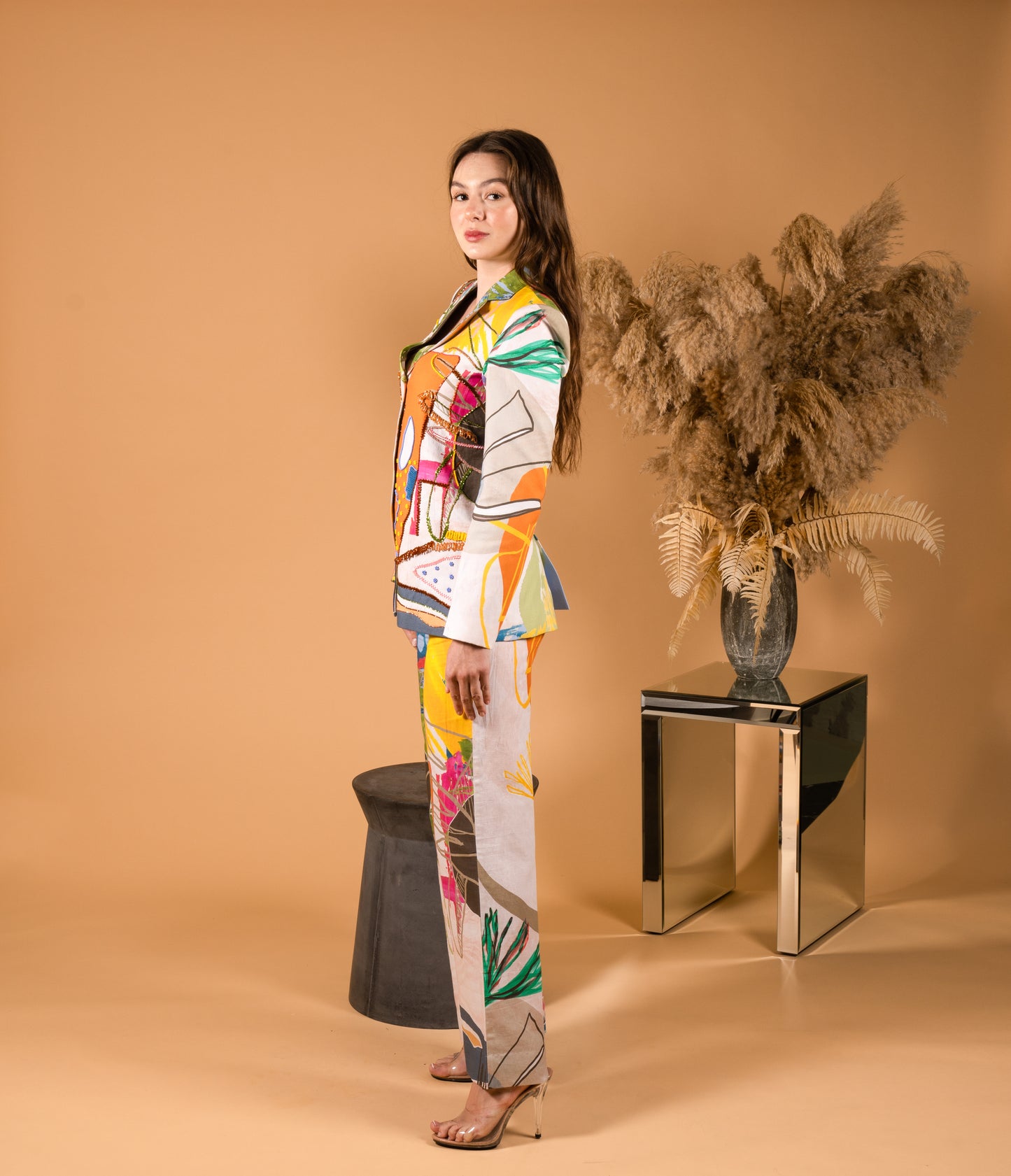 Doodle Embroidered Blazer (SET) جاكيت